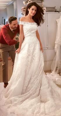 wedding photo - Inside Amal Alamuddin's Wedding Dress Fitting With Oscar De La Renta And 'Vogue'