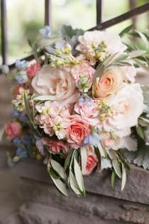 wedding photo - Bridal Bouquets Light Shades