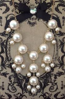 wedding photo - Perfect Pearls Bubble Necklace