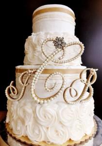 wedding photo -  32 Exquisite Wedding Cakes You'll Love