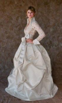 wedding photo - Long Sleeved & 3/4 Length Sleeve Wedding Gown Inspiration