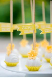 wedding photo - Cake Pops