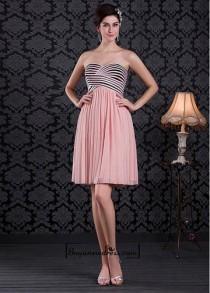 wedding photo -  Alluring Tulle&Stretch Satin A-line Sweetheart Neckline Knee-length Pleated Cocktail Dress
