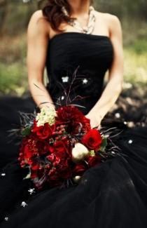wedding photo - PHOTOS: The Most Romantic Wedding Flowers