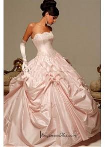 wedding photo -  Beautiful Elegant Exquisite Taffeta Ball Gown Wedding Dress In Great Handwork