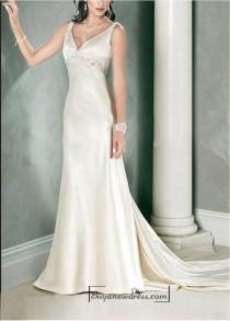 wedding photo -  Beautiful Elegant Stretch Satin Sleeveless Beaded Wedding Dress In Great Handwork
