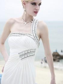 wedding photo - Modest Slimming White One Shoulder Long Evening Gown