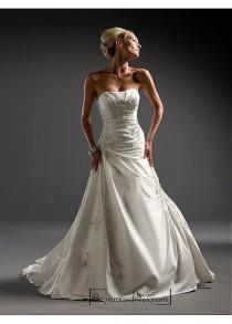 wedding photo -  Beautiful Elegant Exquisite Taffeta Strapless Wedding Dress In Great Handwork