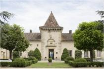 wedding photo - Relaxed wedding at Chateau Soulac in the Dordogne