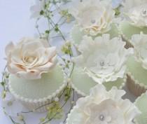 wedding photo - Fancy Cupcakes & CakePops