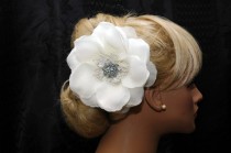 wedding photo -  Wedding Flower Hair Comb, Bridal Flower Hair clip, Off White Flower Fascinator, 1920s Style Headpiece, Bohemian Style