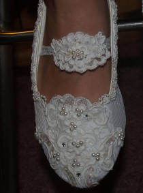 wedding photo - Wedding Flat shoes Marie Antoinette style French Lace Off-whIte US Sizes 5 to 11