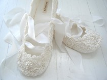 wedding photo - Ivory Ballet Flats, Wedding Shoes, Bridal Ballet Flats, Custom Made, Bridal Shoes, Lace, Bobka Shoes by BobkaBaby