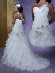 wedding photo - Plus Size 2015 Collection Krikor Jabotian Design Wedding Dresses Mermaid One Shoulder Organza Ruffles Casual Bridal Gowns Spring Garden, $152.88 