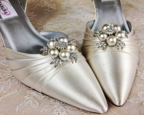 wedding photo - Bridal Shoe Clip, Crystal Shoe Clip, Rhinestone Shoe Clip, Embellishment for Bridal Shoes, Wedding Shoe Clips