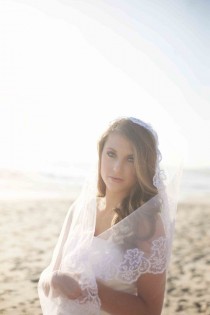 wedding photo - Veil With Beautiful Floral Lace Border