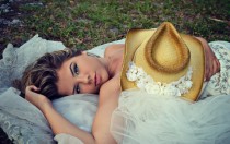 wedding photo - Western-wedding-veil-ivory-white-hat-cowgirl-cowboy-boots-bride-cake topper-bachelorette-cowgirl hat-western wedding-cowgirl hat with veil
