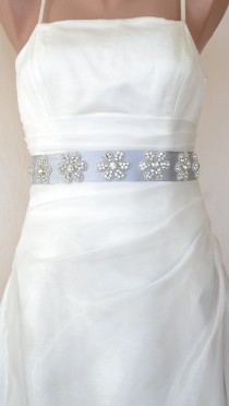 wedding photo - Seven Daisies Elegant  Rhinestone Beaded Wedding Dress Sash Belt