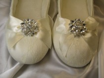 wedding photo - SALE - Ivory Ballet Flat Wedding Shoes with Crystal Flower Brooch Bridal Flats White-Ivory Bridal Ballet Shoes Lace Bow Brooch Shoes
