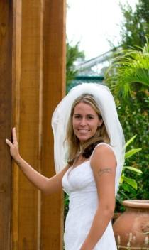 wedding photo - Wedding veil - Bubble veil - waist length