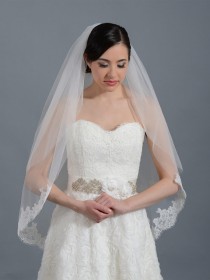 wedding photo - 2 tier bridal wedding veil ivory elbow alencon lace trim