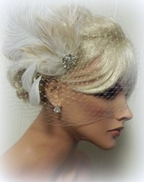 wedding photo - Wedding set, Bridal Veil and Feather Fascinator, Weeding Hair Clip, Frnech Net Veil