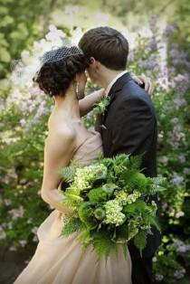 wedding photo - 27 Darling Greenery Wedding Bouquets 