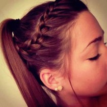 wedding photo - 7 Cute Braid Styles Moms Can Steal From Their Daughters (PHOTOS)
