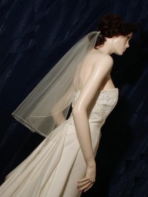 wedding photo - 1 Tier Elbow/Waist  Bridal Veil with delicate Pencil Edge Cascading Waterfall Style Very elegant