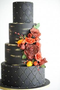 wedding photo - Black Wedding Cakes