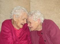 wedding photo - Sie sind mit 103 die ältesten eineiigen Zwillinge - und unzertrennlich