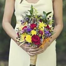 wedding photo - Homemade Wedding Bouquets: The Basics