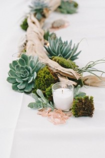 wedding photo - 35 Ways To Use Driftwood For Your Wedding Décor 
