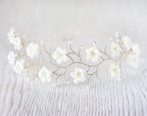 wedding photo - Ivory flower crown, Bridal flower crown, Wedding tiara, Gold flower crown, Crystal flower crown, Hair accessories, Pearls, Gold headband.