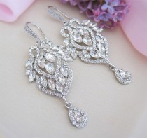 wedding photo -  Vintage Style Swarovski Crystal Bridal Earrings