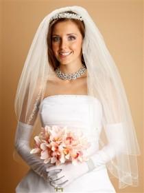 wedding photo -  Bridal Veil with Swarovski Crystals, Beads and Chain -  Bridal Jewelry & Wedding Accessories