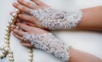 wedding photo -  Wedding Gloves