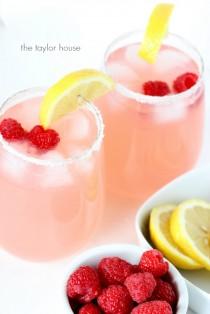 wedding photo - How to Make Pink Lemonade - Cooking - Handimania