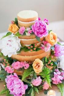 wedding photo - 20 Of Our Favorite Naked Cakes