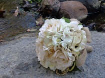 wedding photo - Bridal bouquet in cream hydrangea and roses