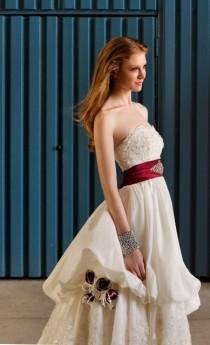 wedding photo - Wedding Gowns With Sashes, Belts, And Sparkly Things On The Waist