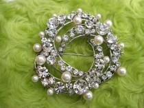 wedding photo - Vintage style Swarovski crystal bridal wedding brooch, swarovski pearl, bridal accessory, wedding gift, bridesmaid, sash, belt