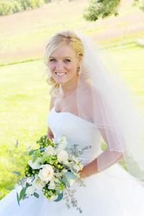 wedding photo - Pearl Beaded Edge Two Tier Wedding Veil