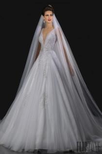 wedding photo -  Sleeveless Wedding Gown Inspiration