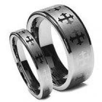 wedding photo - Men's Brushed Celtic Knot Inlay Tungsten Carbide Ring (8MM)
