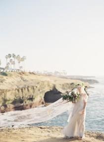 wedding photo - Metallic inspired wedding ideas - Wedding Sparrow 