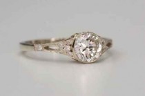 wedding photo - 40 Vintage Wedding Ring Details That Are Utterly To Die For