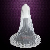 wedding photo - Cathedral Length Lace Mantilla Wedding Veil with Flowers 