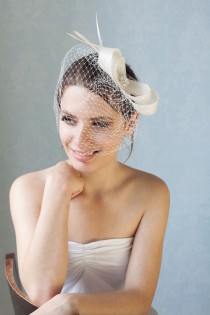 wedding photo - Bridal fascinator with french veil and feathers, wedding birdcage with fascinator, bridal headpiece