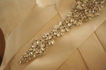 wedding photo - crystal rhinestone applique, beaded applique,wedding sash applique, bridal headband applique,bridal comb rhinestone